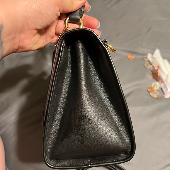 *SOLD* Coach tilly top handle - Picture 6 of 10